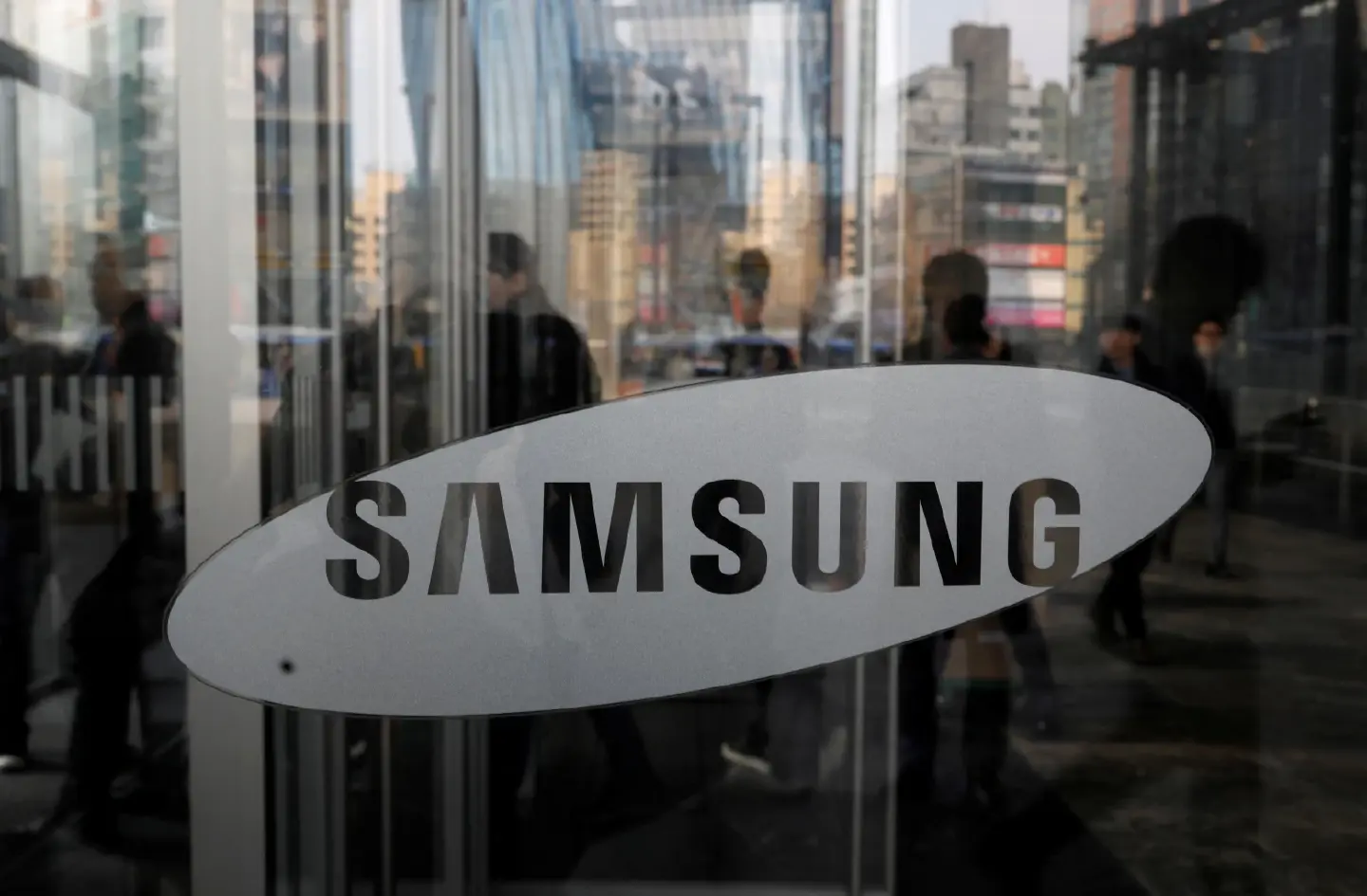 From anti-aging to chip materials: Samsung unveils futuristic projects to fund