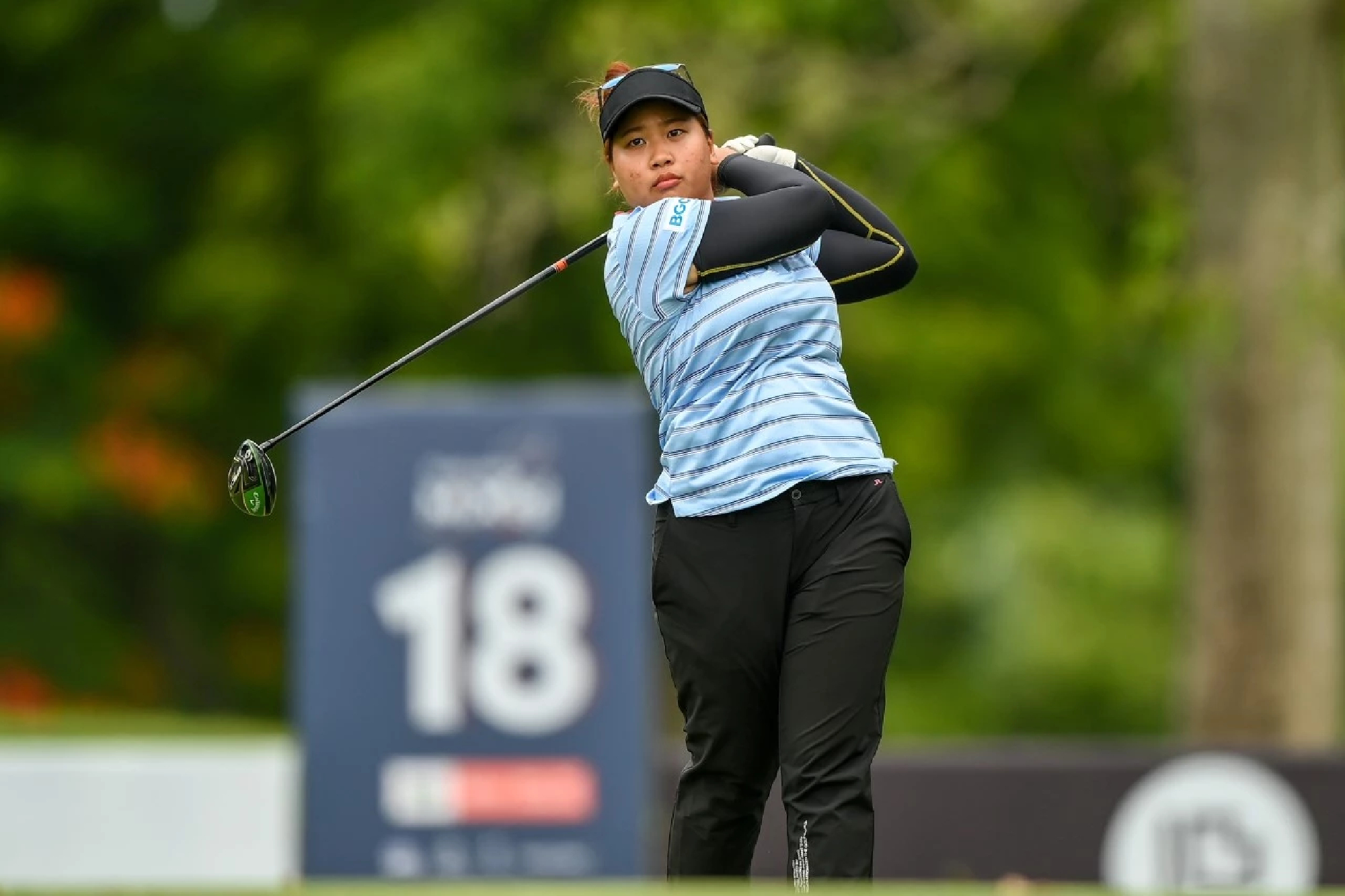 Gritty Teen Chanettee Hangs onto Lead