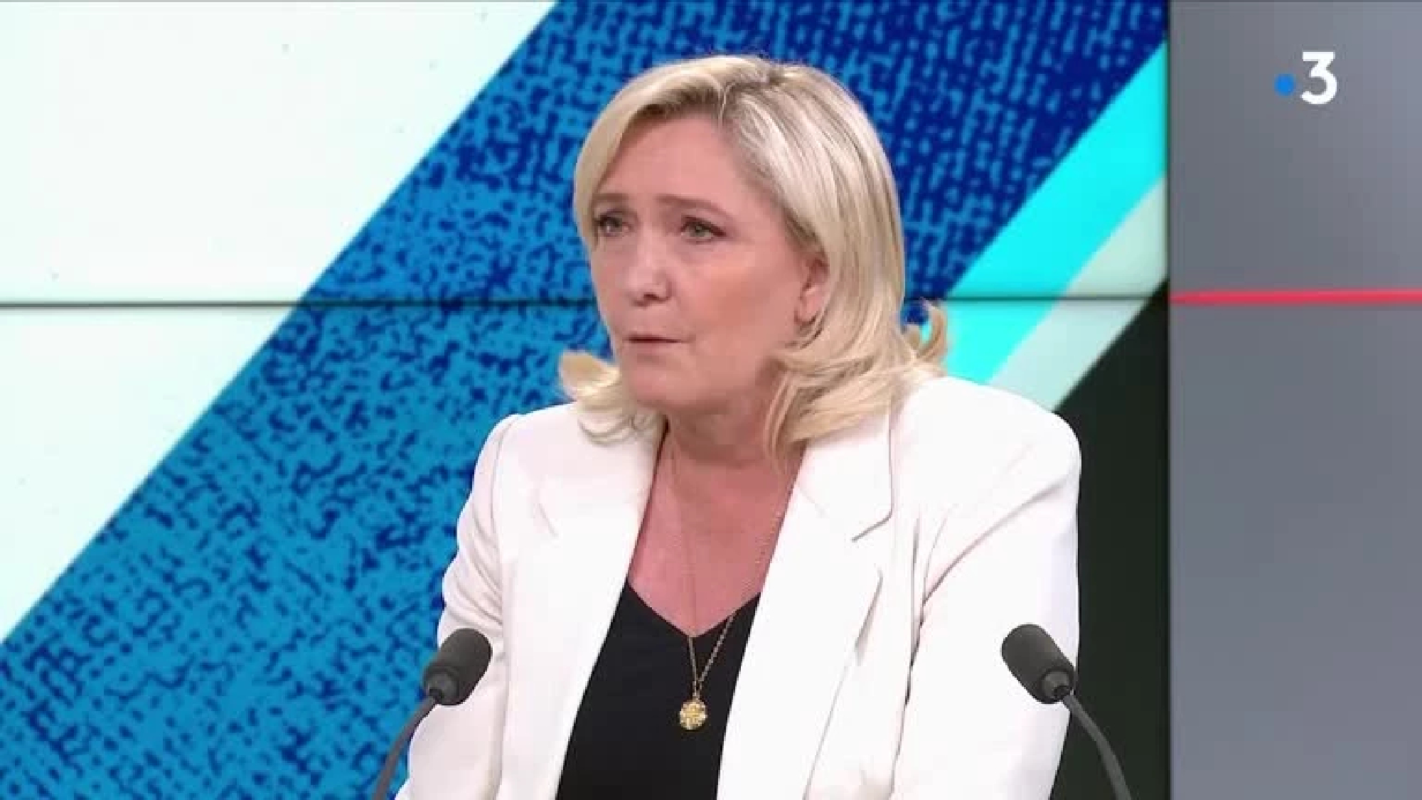 Le Pen attacks Macron over climate scepticism claim