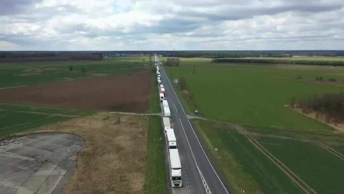 Russian and Belarusian trucks stuck at Polish border as EU ban deadline nears Russian and Belarusian trucks stuck at Polish border as EU ban deadline nears