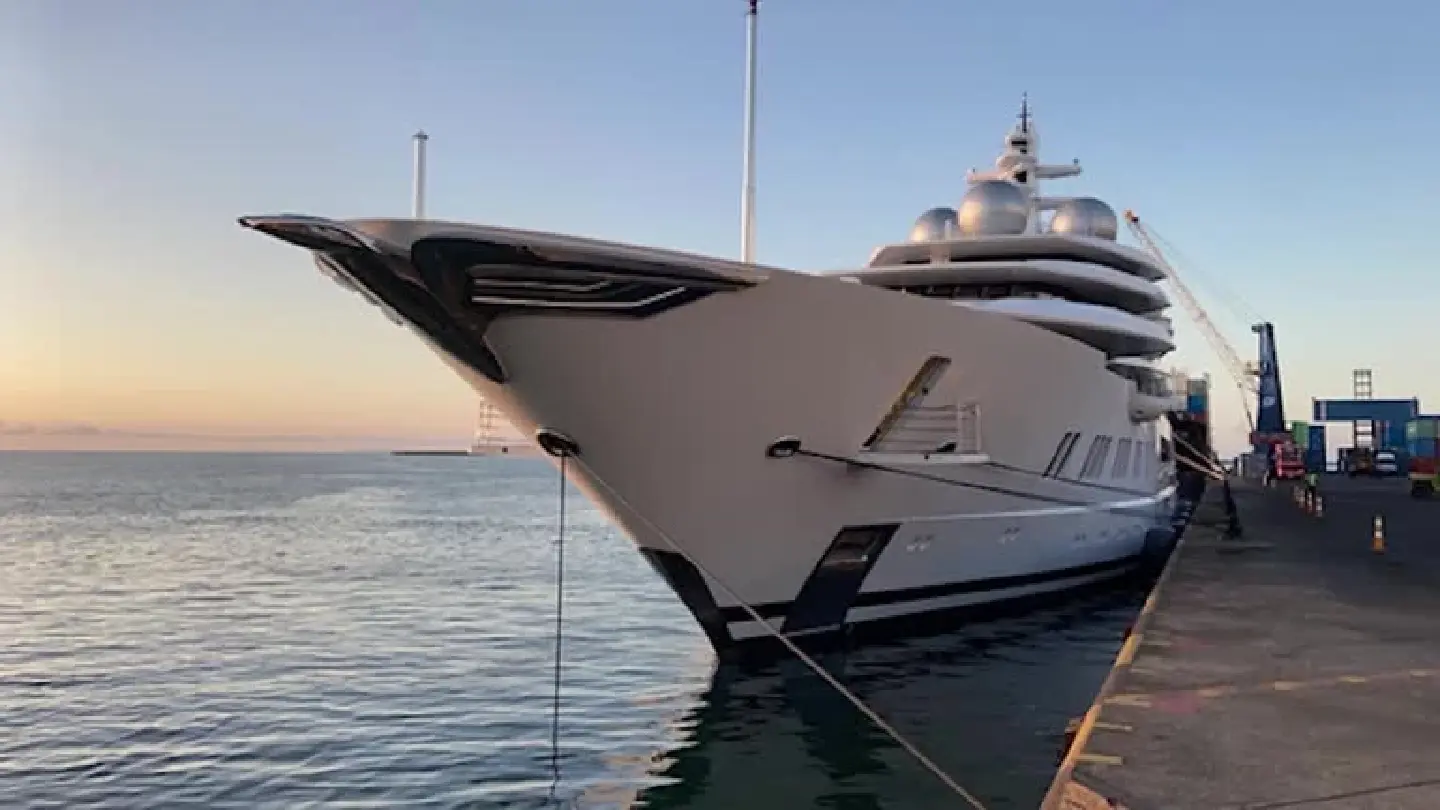 Fiji seizes $300 mln yacht of Russian oligarch on U.S. request Fiji seizes $300 mln yacht of Russian oligarch on U.S. request