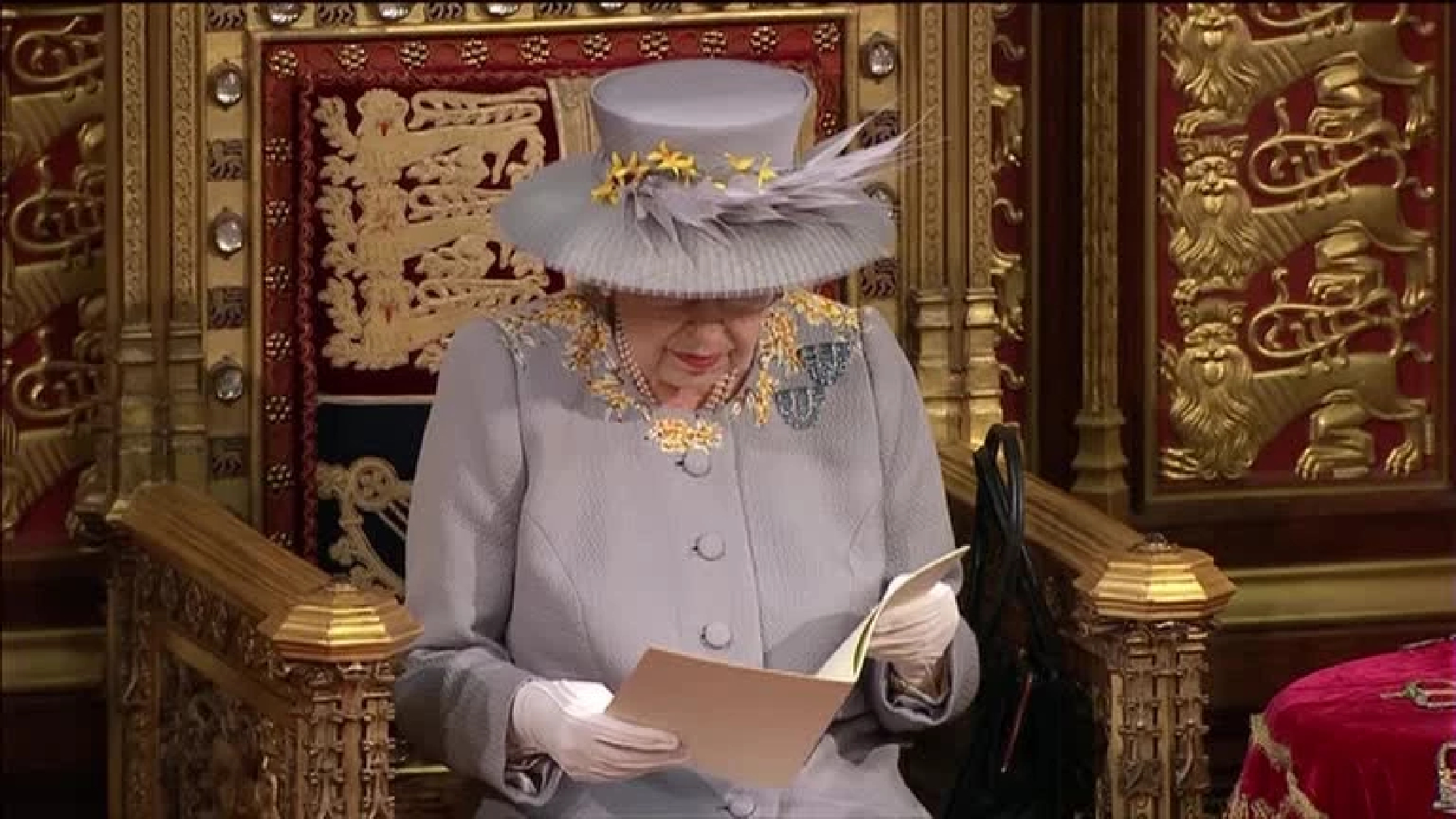 Queen Elizabeth misses UK parliament opening over 'mobility problems'