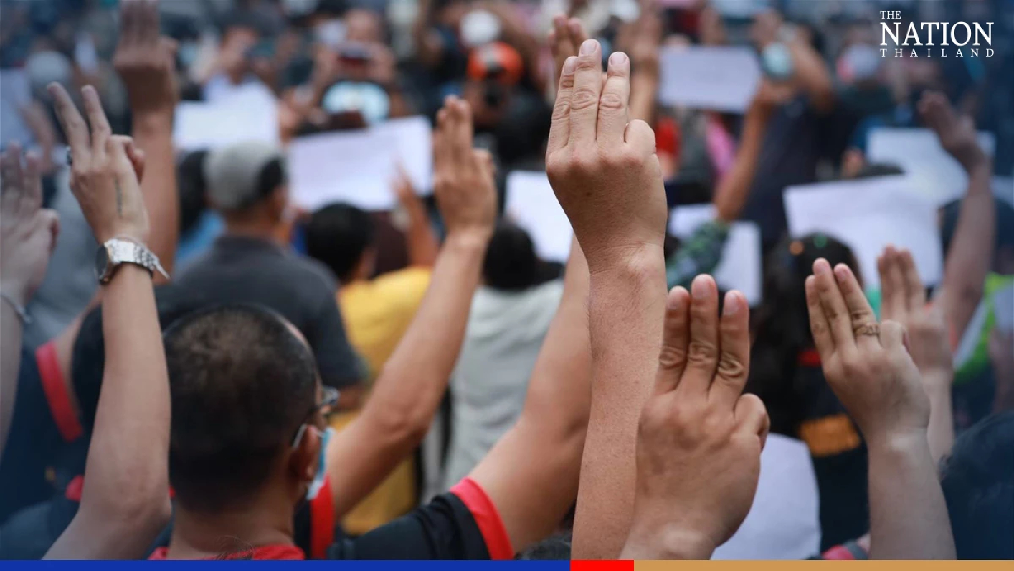 Protesters back on Bangkok streets in 8 areas of capital on Monday