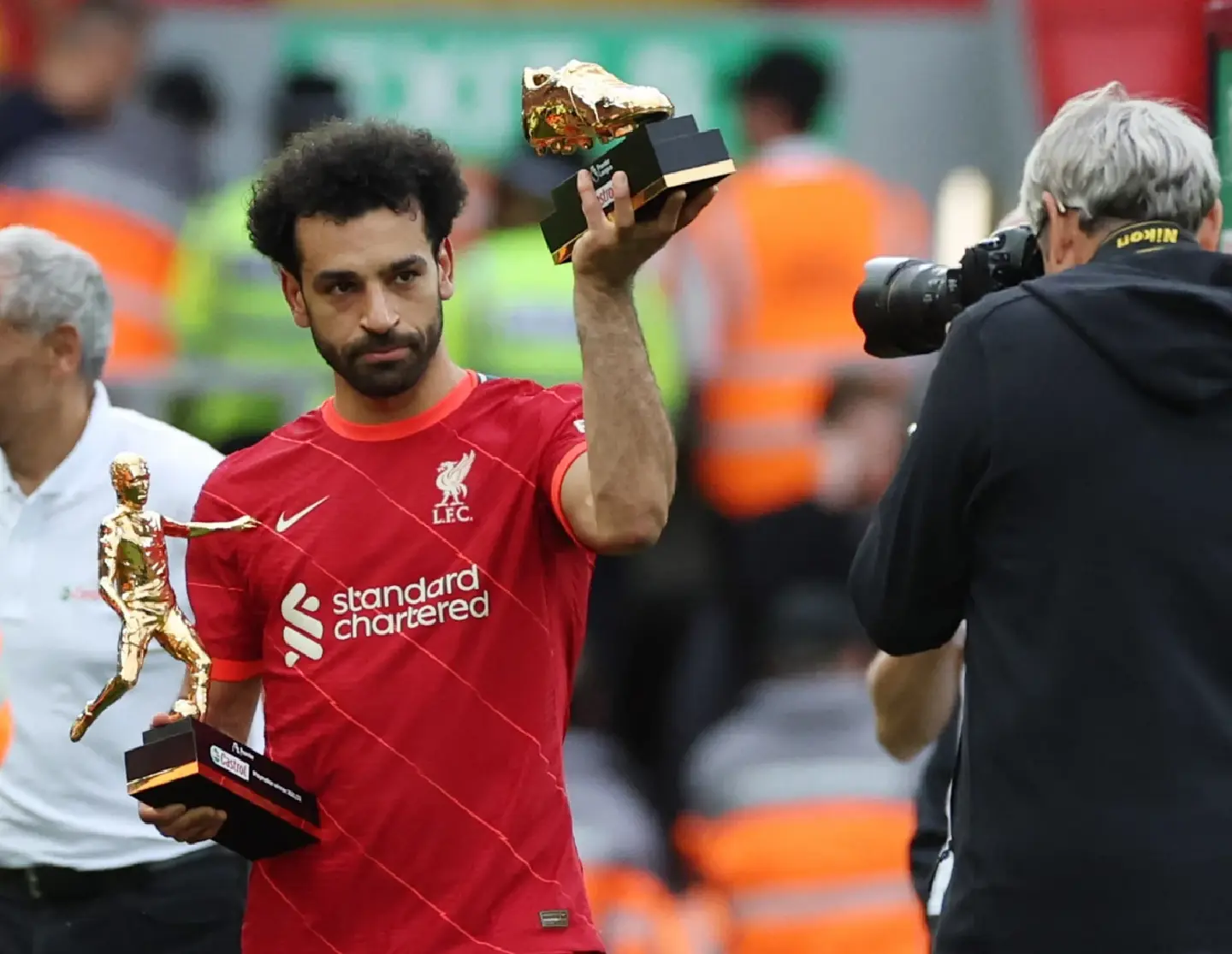 Mohamed Salah wins Premier League Golden Boot and Playmaker Mohamed Salah wins Premier League Golden Boot and Playmaker