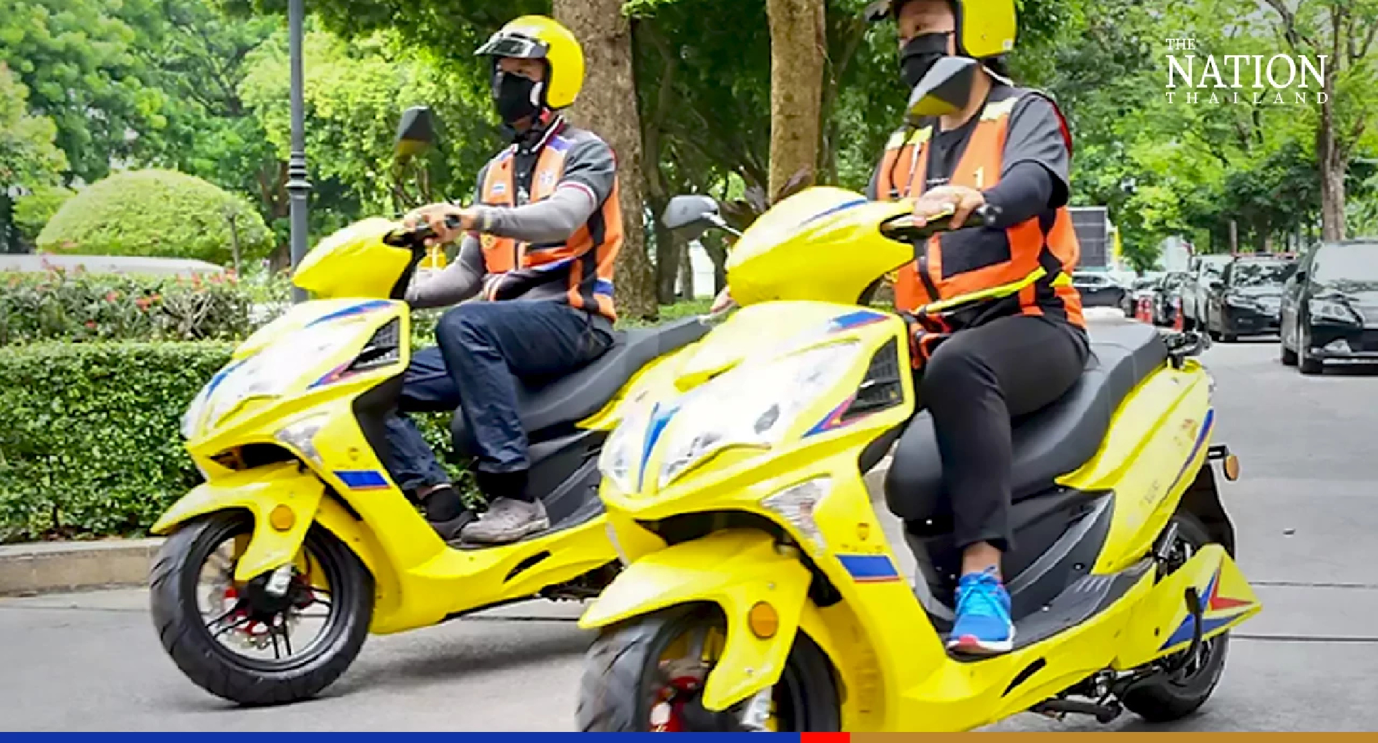 Govt agencies, private firms sign MoU to study EV motorcycle taxi riders