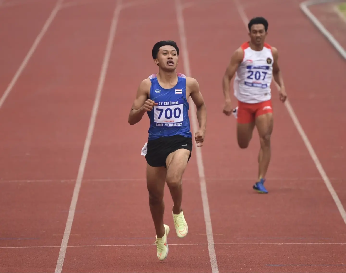 Thai teen sprinter smashes SEA Games record on way to 200m gold
