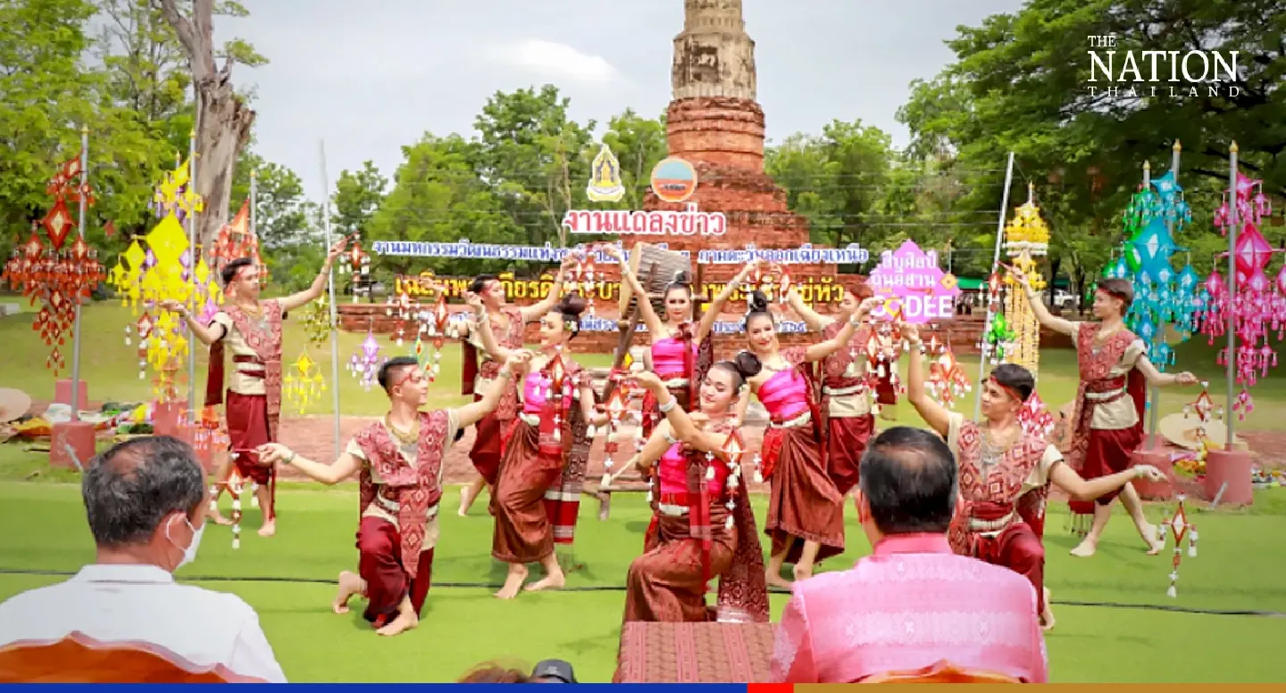 Culture minister kicks off Visakha Bucha celebrations at revered Northeast chedi