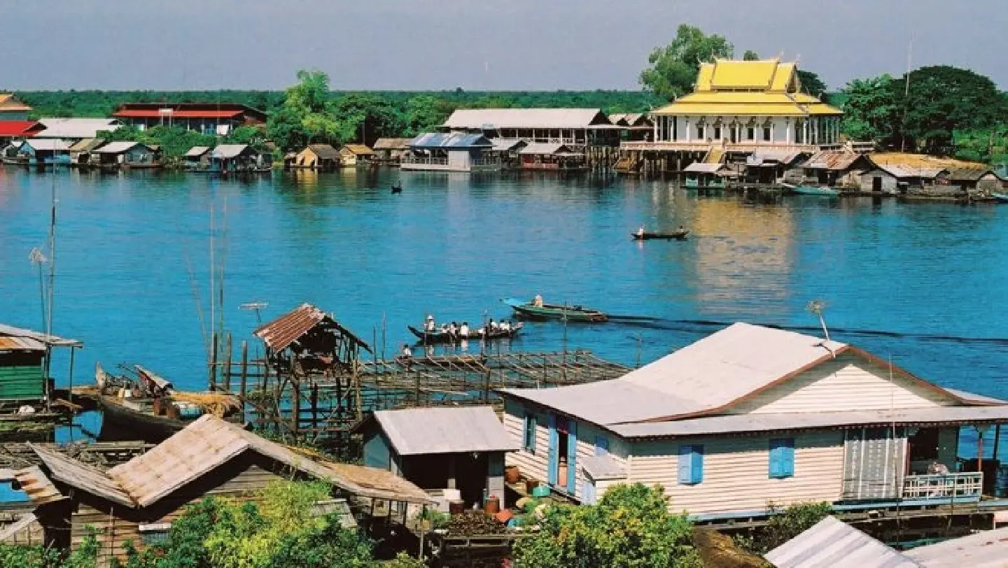 [Cambodia] PM orders maps redrawn to redress Tonle Sap issues