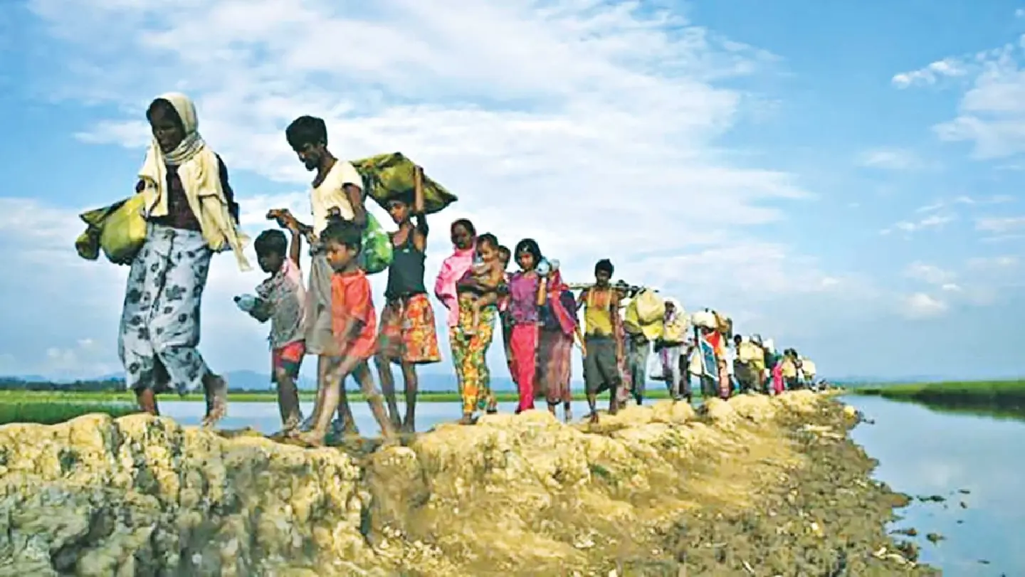 Rohingyas sneaking into Bangladesh from India now Rohingyas sneaking into Bangladesh from India now