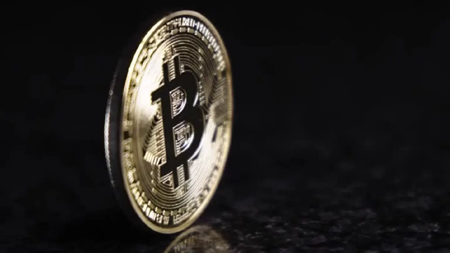 Bitcoin set for record losing streak after 'stablecoin' collapse