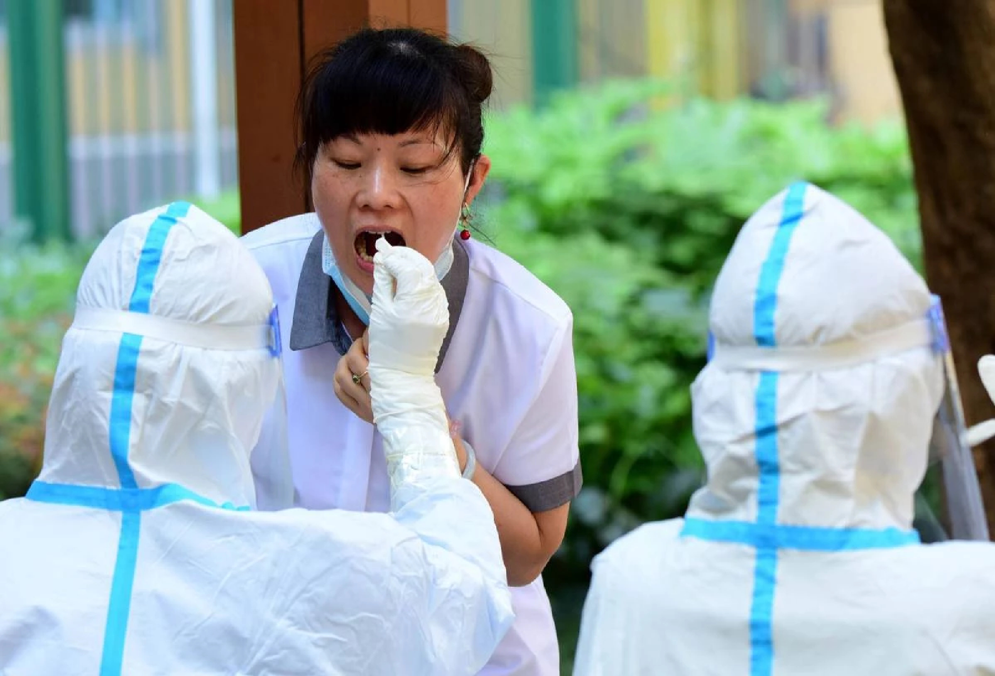 Policy controls COVID at low social cost