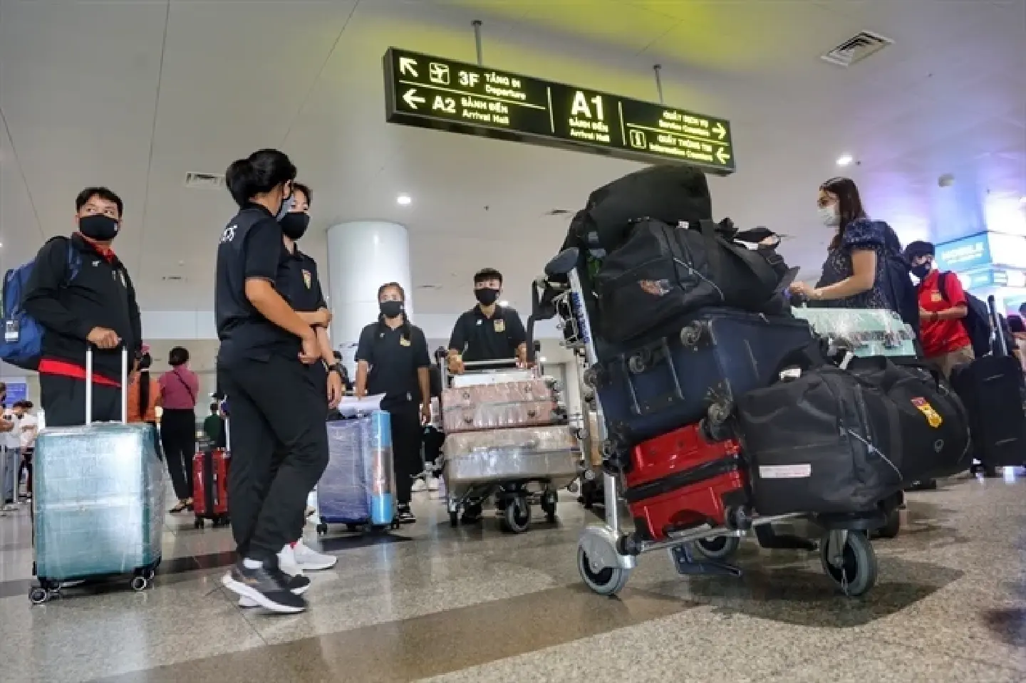 Amid a faltering recovery, aviation authority calls on further support for airlines