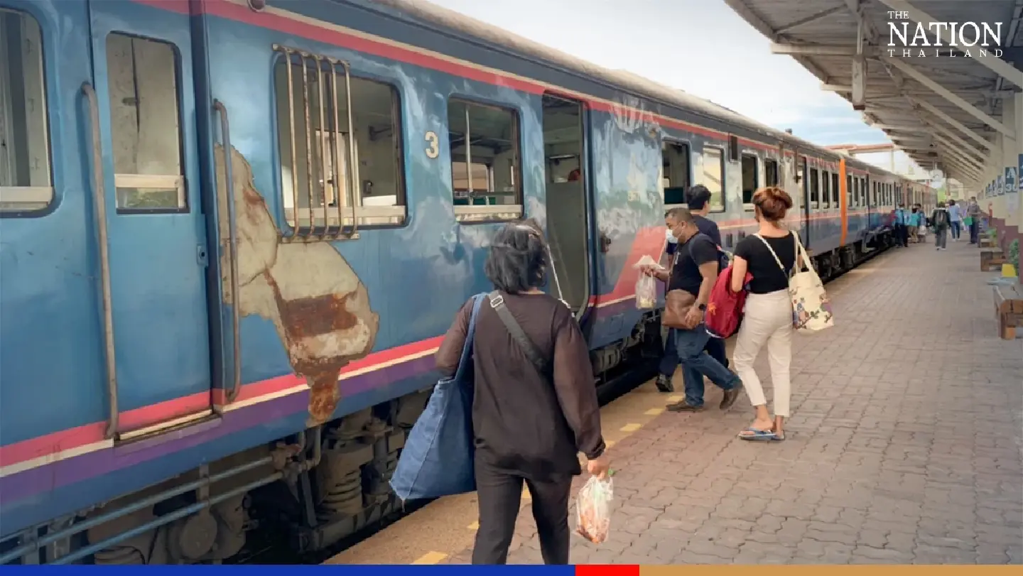 Commuters turning to trains, 30% increase in passengers Commuters turning to trains, 30% increase in passengers