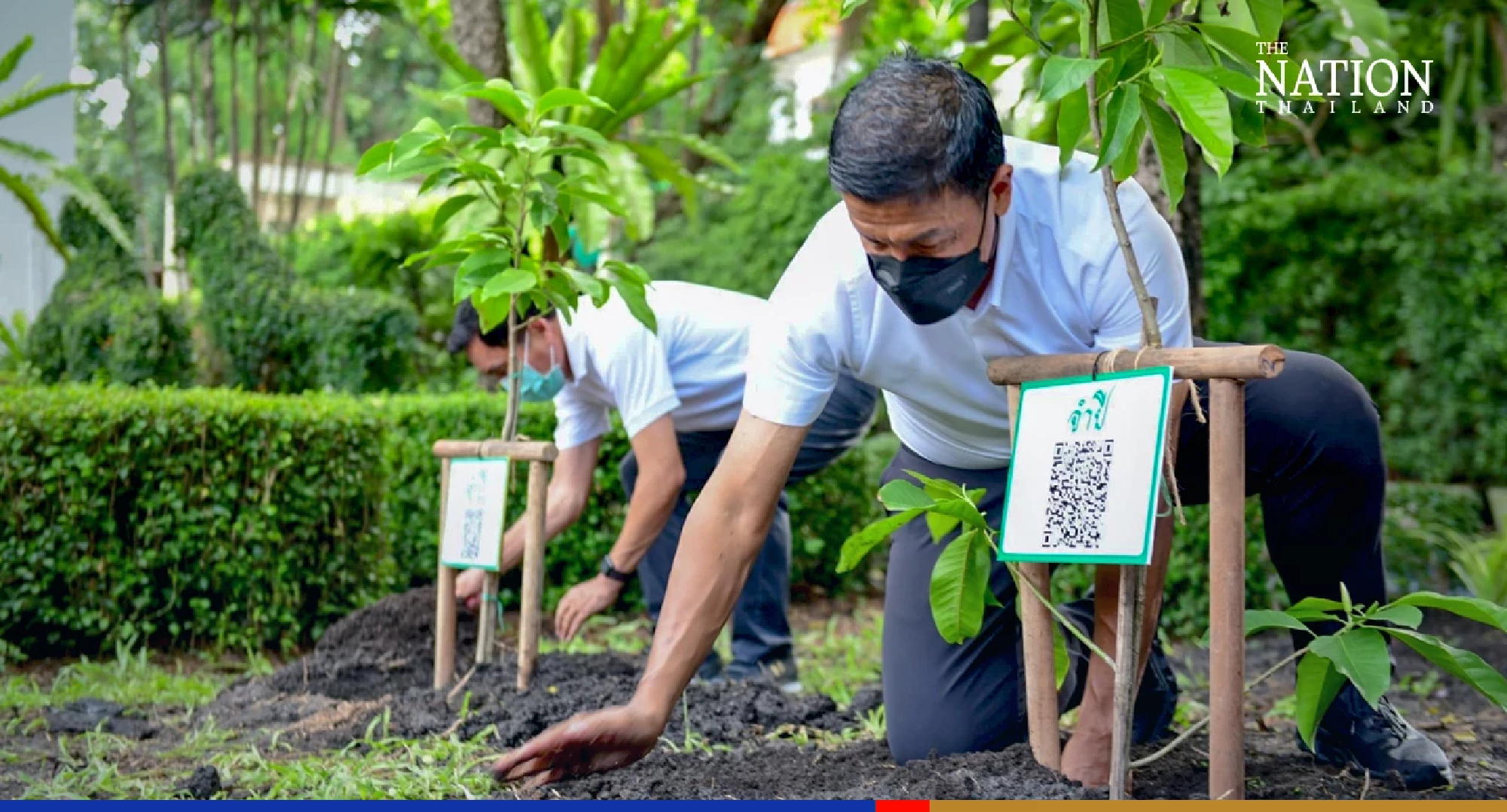 Bangkok governor shows up at Nong Khaem for 2nd mobile meeting