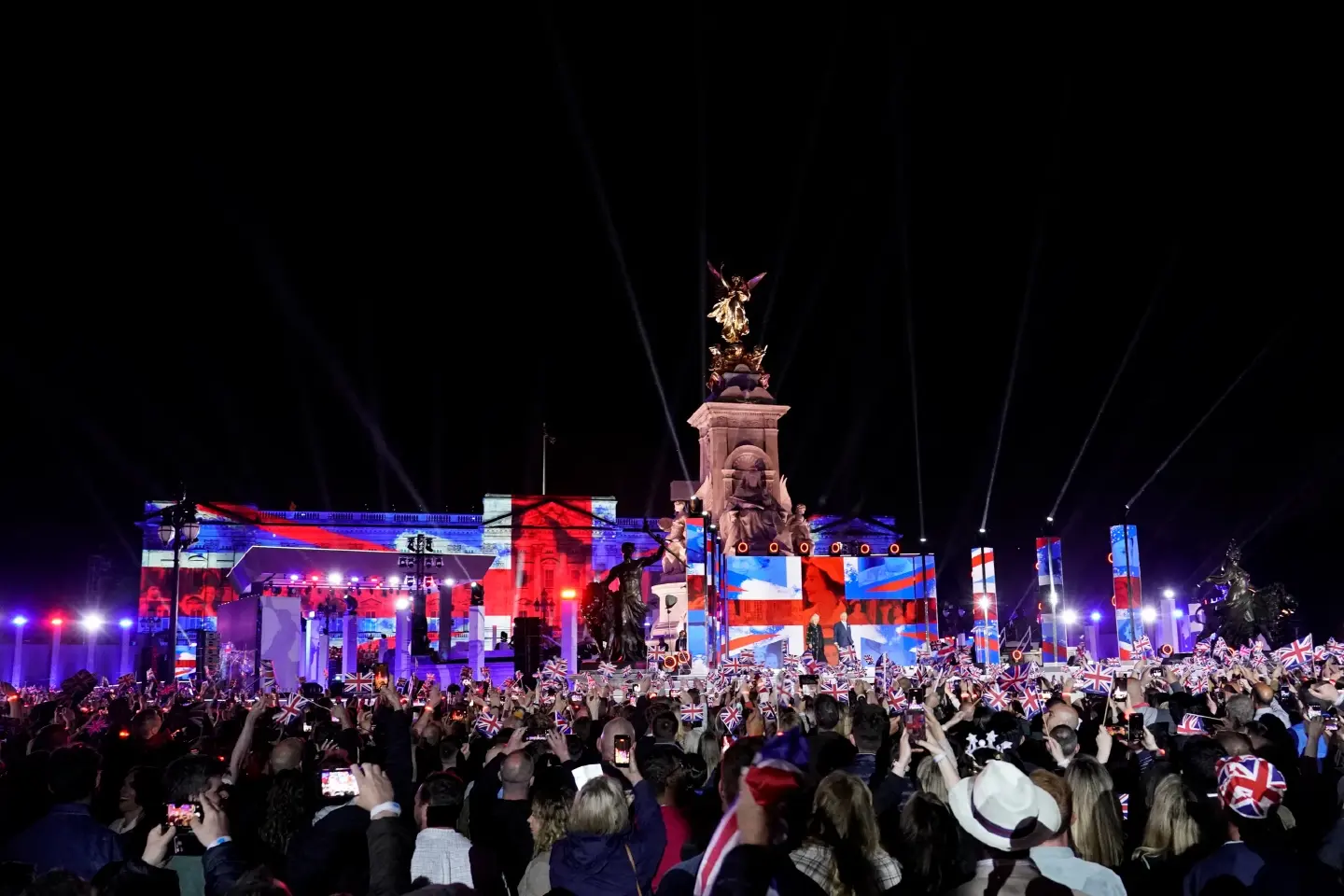 Platinum Party at the Palace - musical acts celebrate Queen's 70 years on throne