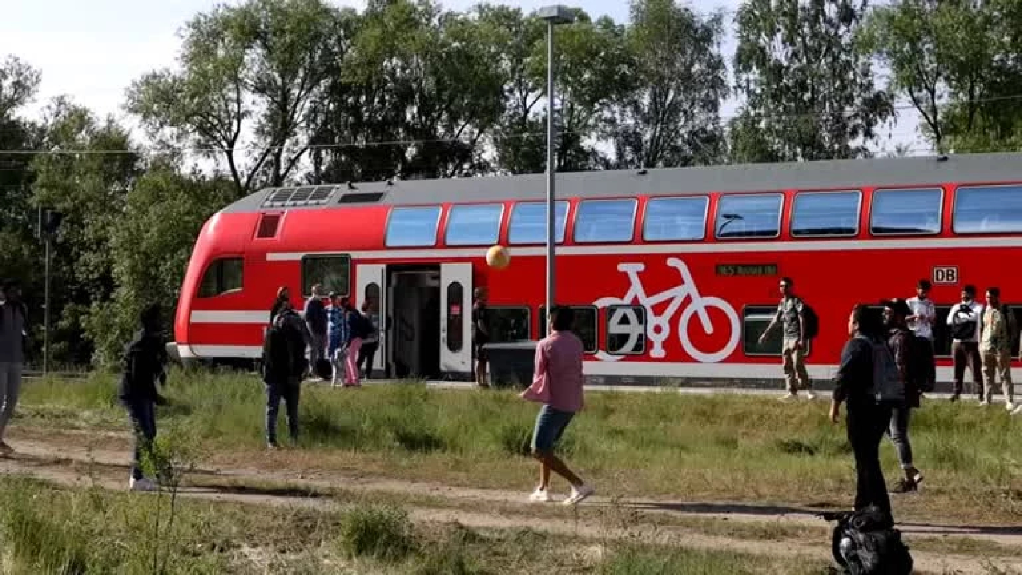 An experimental ride: Germans explore low-price cross-country ticket