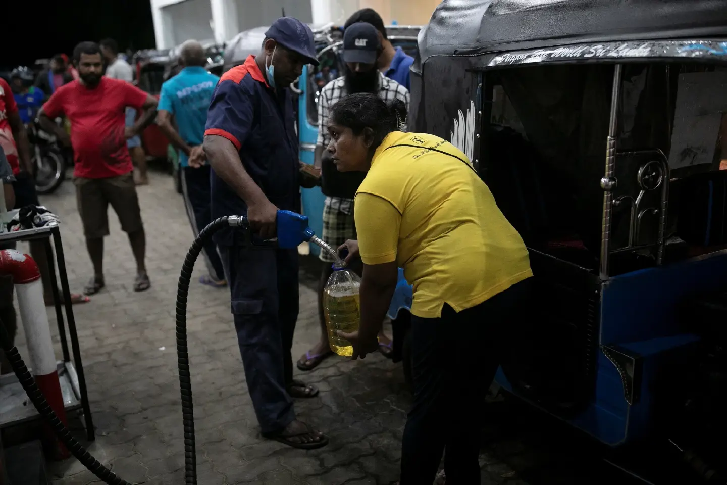 Sri Lanka opens retail fuel market to foreign firms as oil crisis bites Sri Lanka opens retail fuel market to foreign firms as oil crisis bites