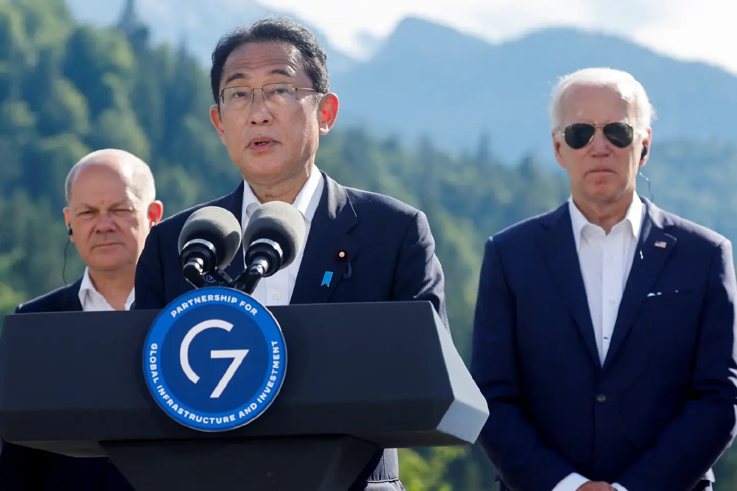 Japan to promise developing nations tens of billions of yen in food aid at G7 summit