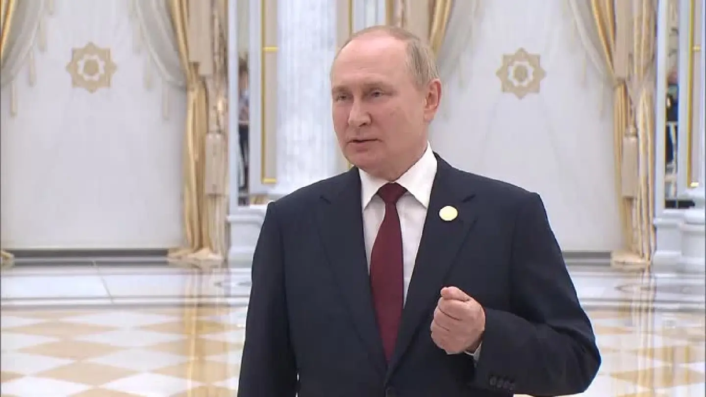 Putin: Russia will respond if Nato sets up infrastructure in Finland, Sweden