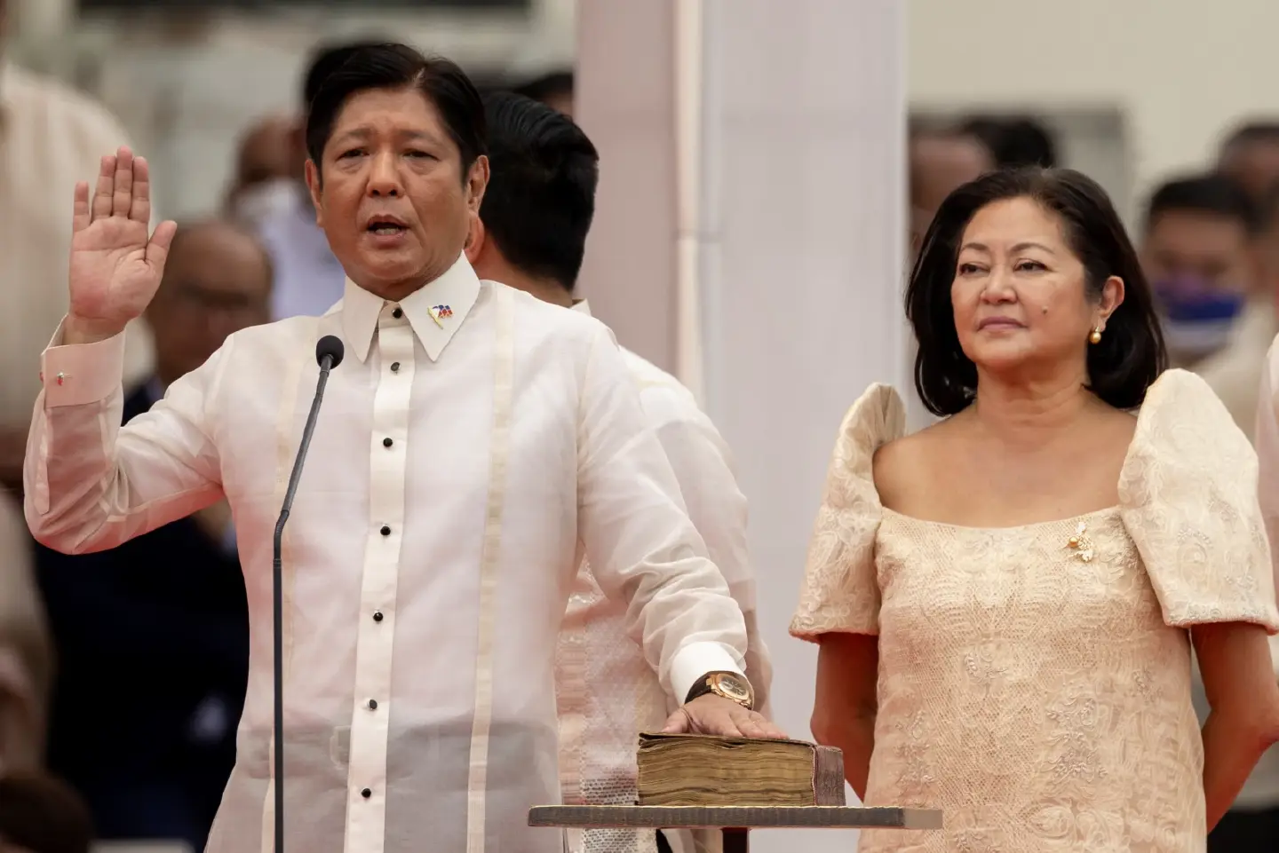 Marcos sworn in as Philippines’ 17th president