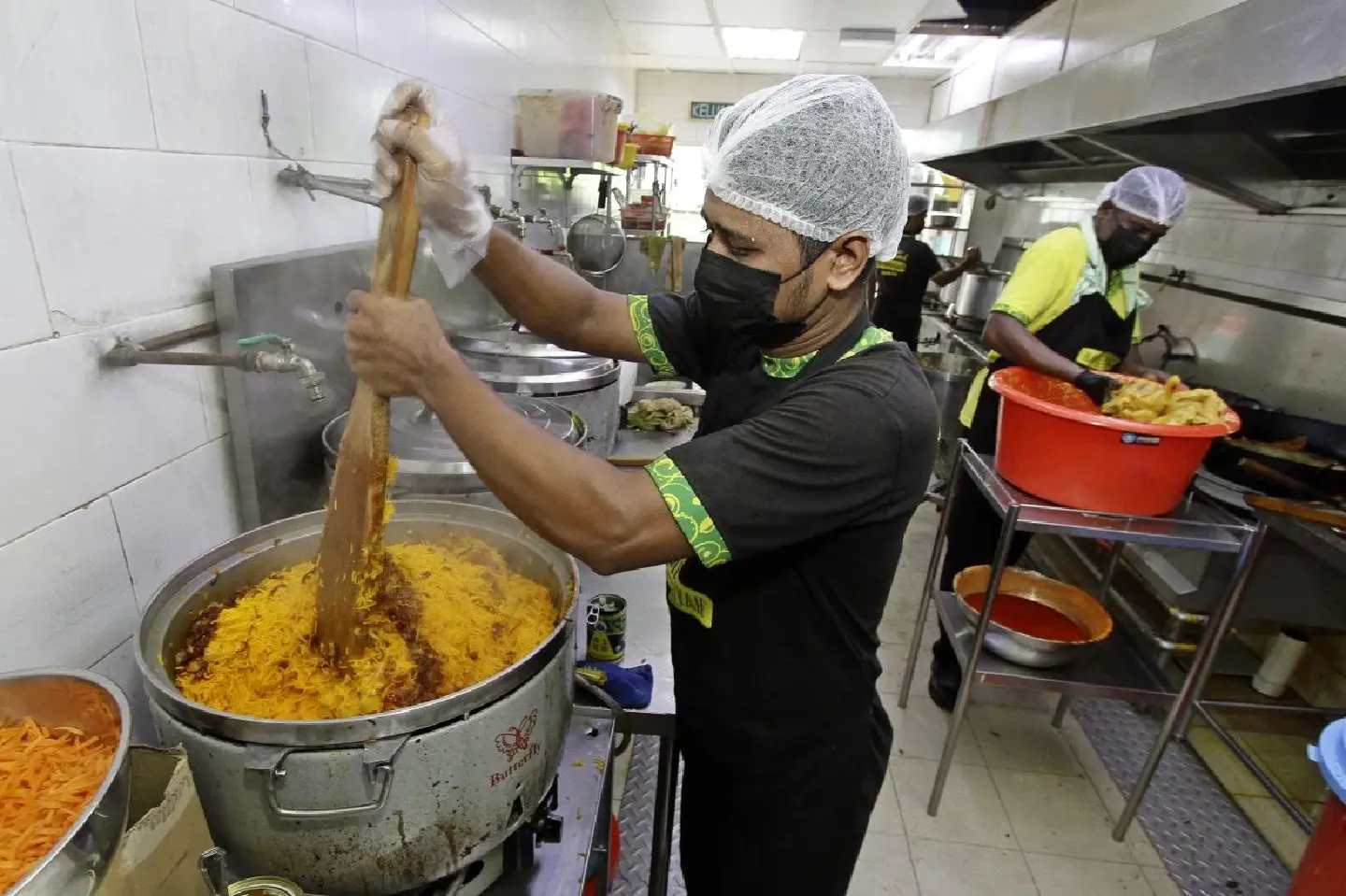 Lack of unskilled foreign labour a pain to industries in Malaysia Lack of unskilled foreign labour a pain to industries in Malaysia