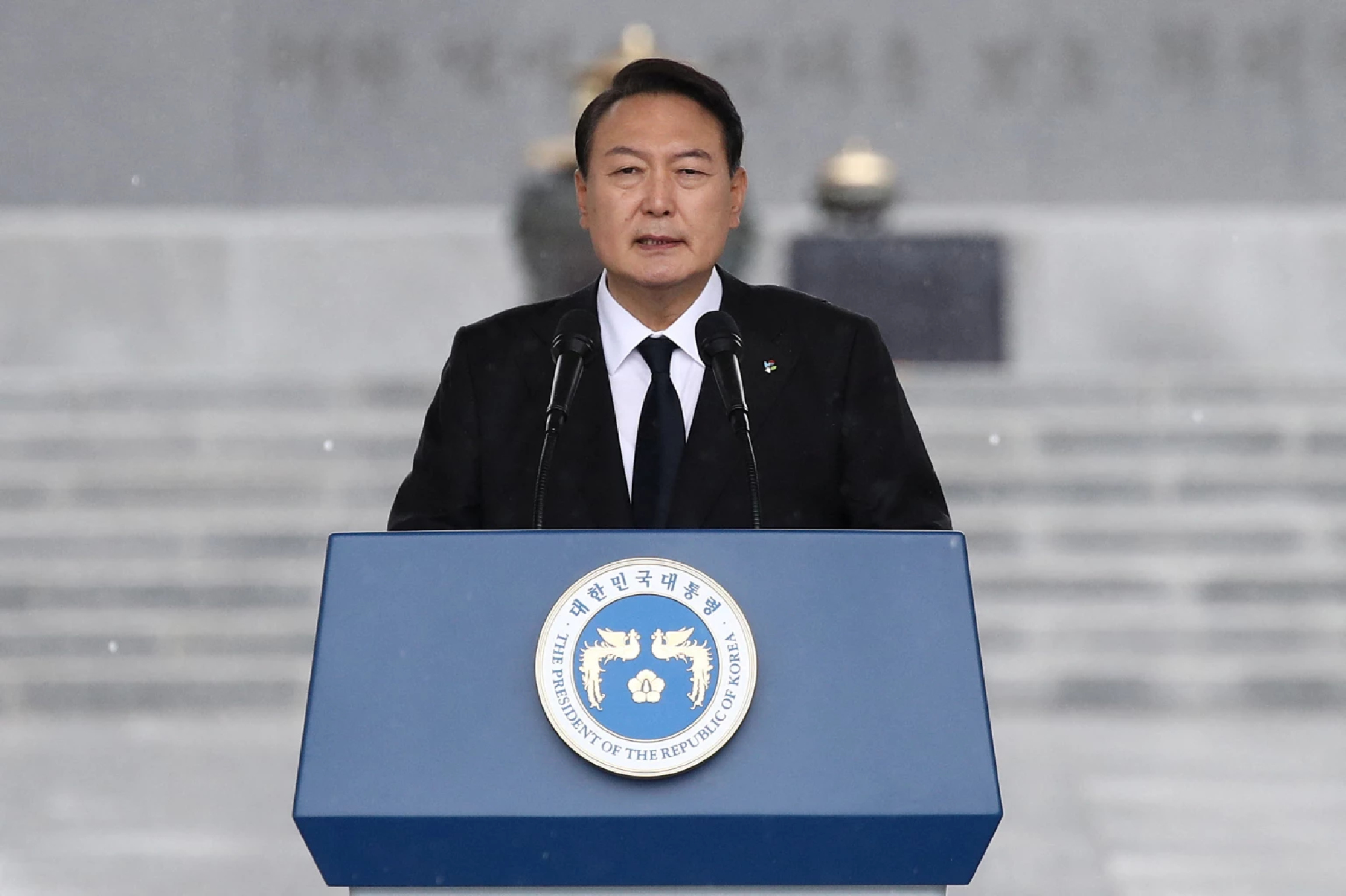 South Korean president faces diplomatic tightrope walk at Nato summit