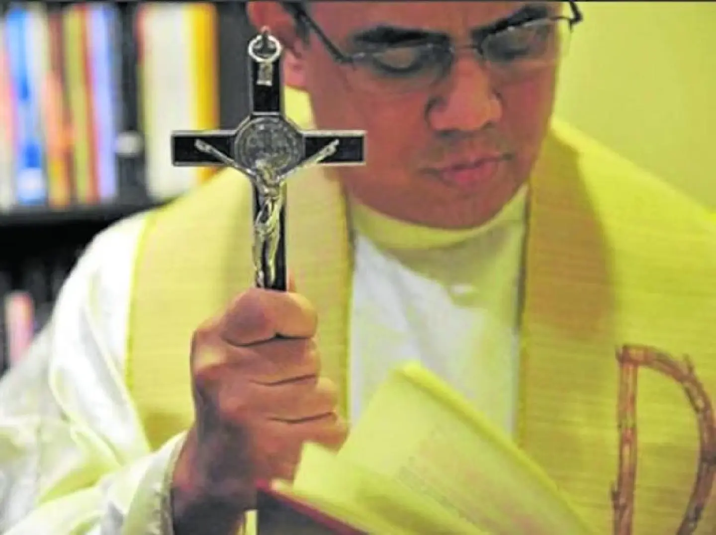 Feng shui, anime, net, all invite Satan, warns Manila’s top exorcist Feng shui, anime, net, all invite Satan, warns Manila’s top exorcist