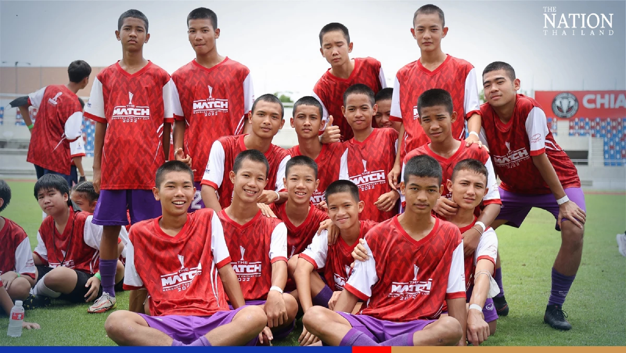 Thai youth players get lessons from Man Utd, Liverpool legends