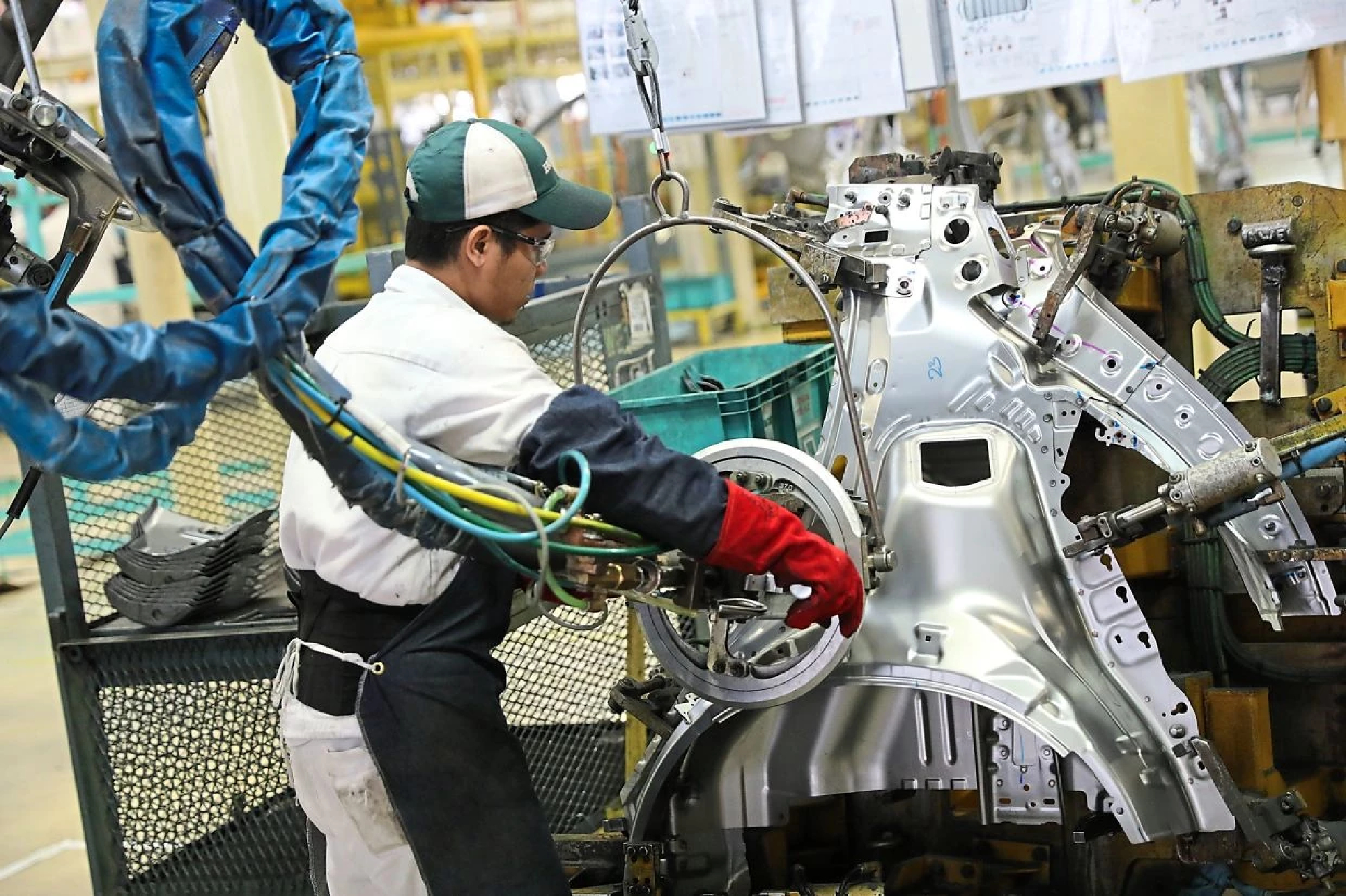 Malaysian workforce needs attention to retain competitive edge: HSBC exec