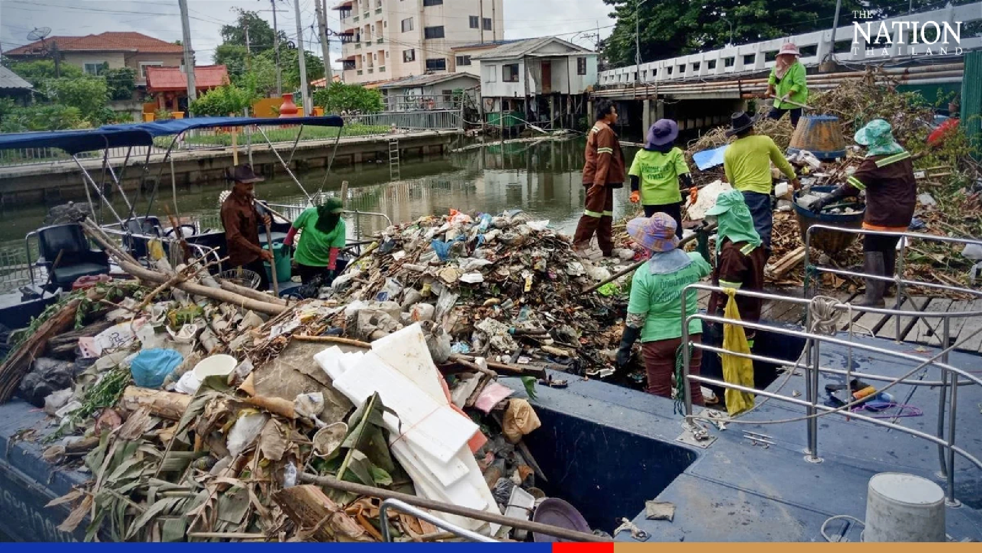 Reason for flooding: Mountains of trash blocking Bangkok canals