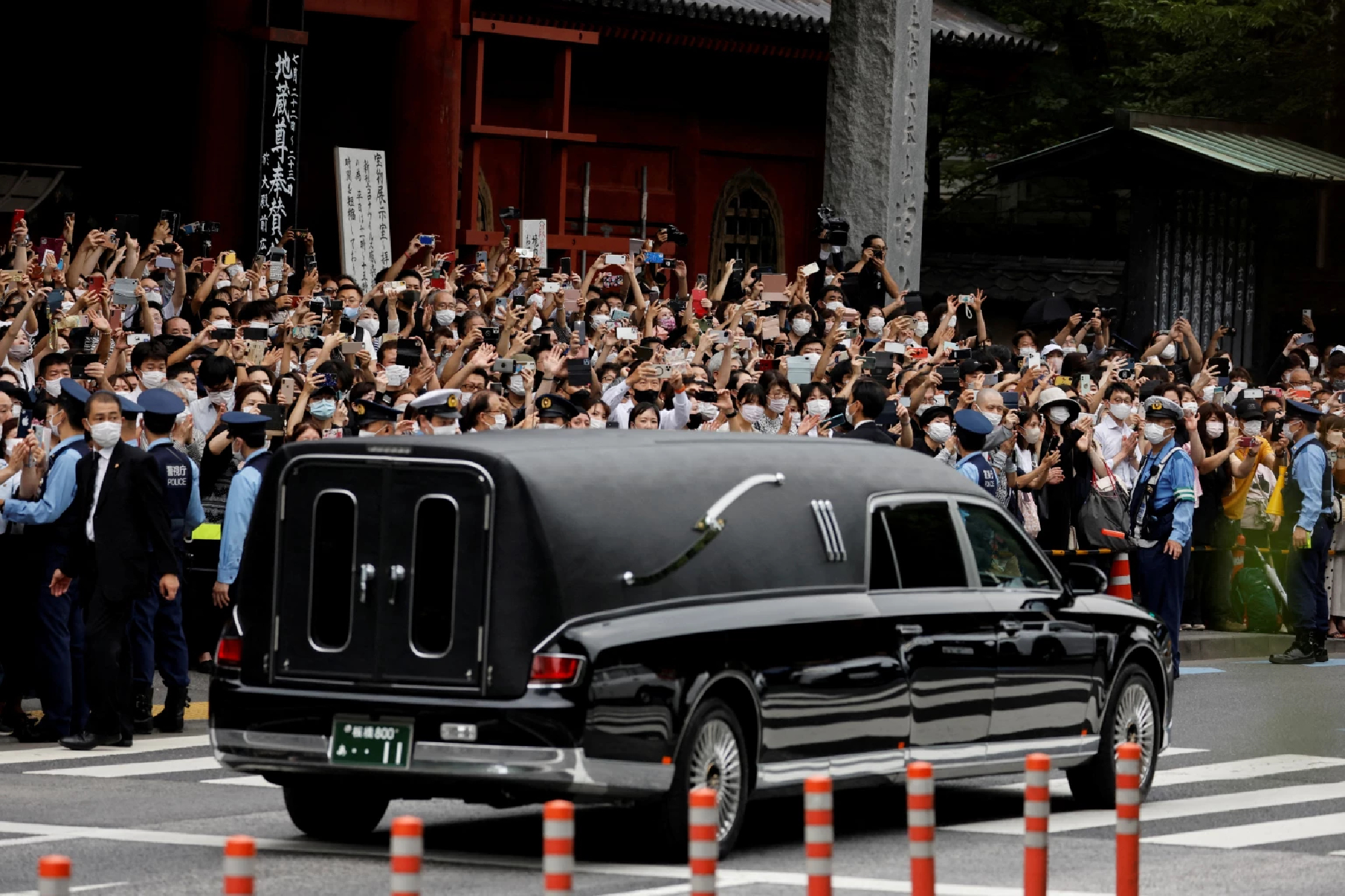 Japanese pay farewell to former PM Shinzo Abe