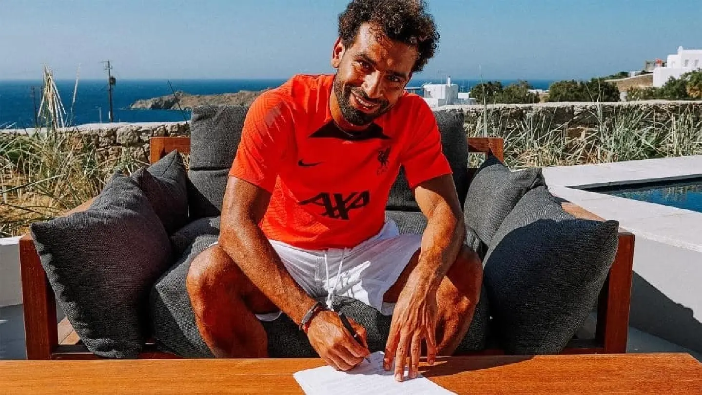 Liverpool's Salah signs long-term contract extension