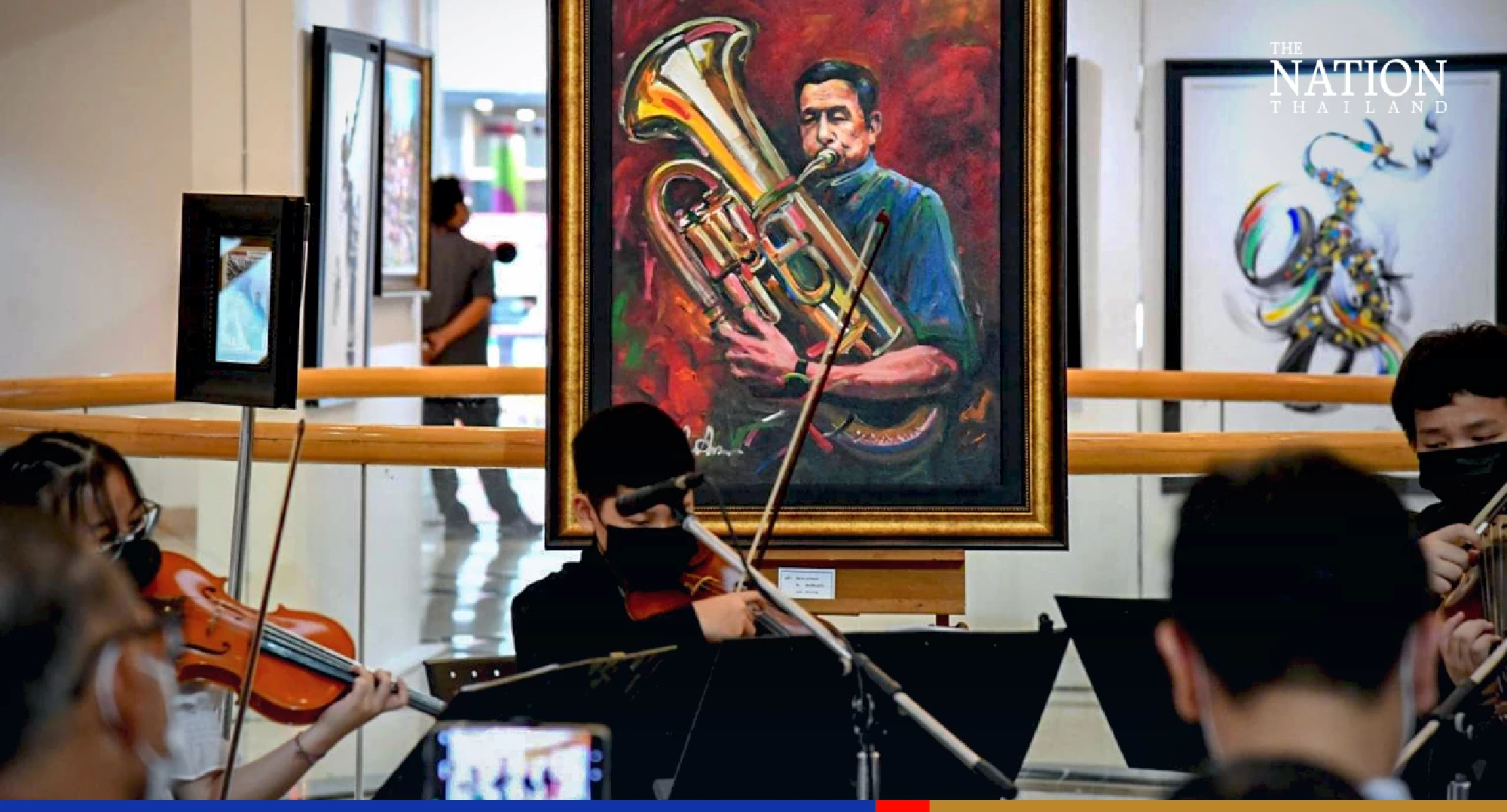The art auction keeping music in Bangkok parks alive