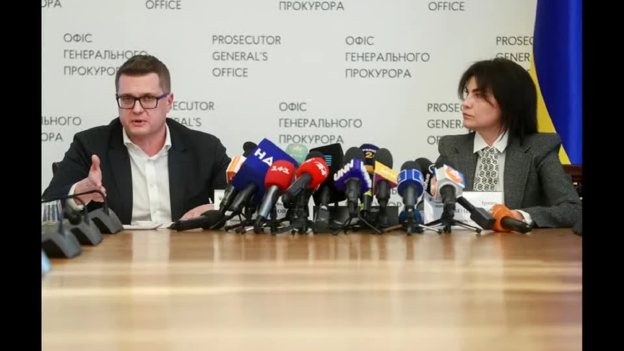 Ukraine's president fires spy chief and top state prosecutor