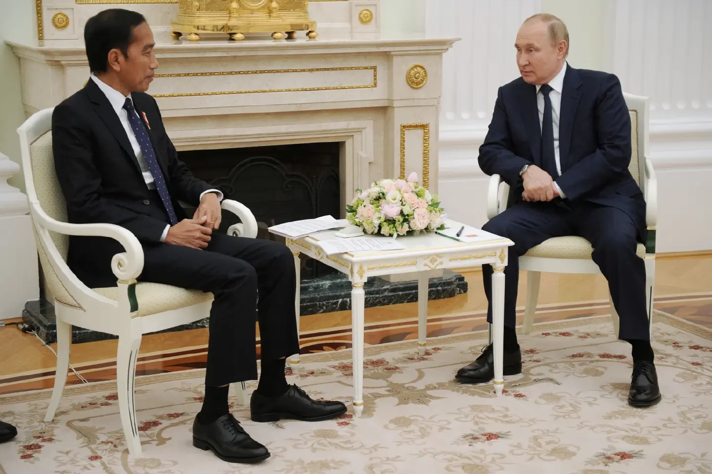 Russia's Putin meets his Indonesian counterpart Widodo in Moscow Russia's Putin meets his Indonesian counterpart Widodo in Moscow