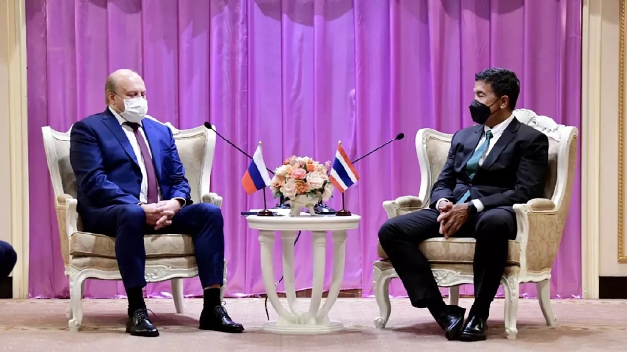 Chadchart meets Russian envoy to discuss bilateral ties, twin city pact