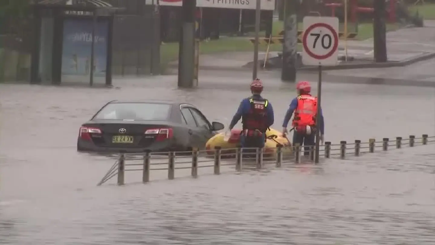 Parts of Sydney hit by floods. NSW residents warned heavy rainfall