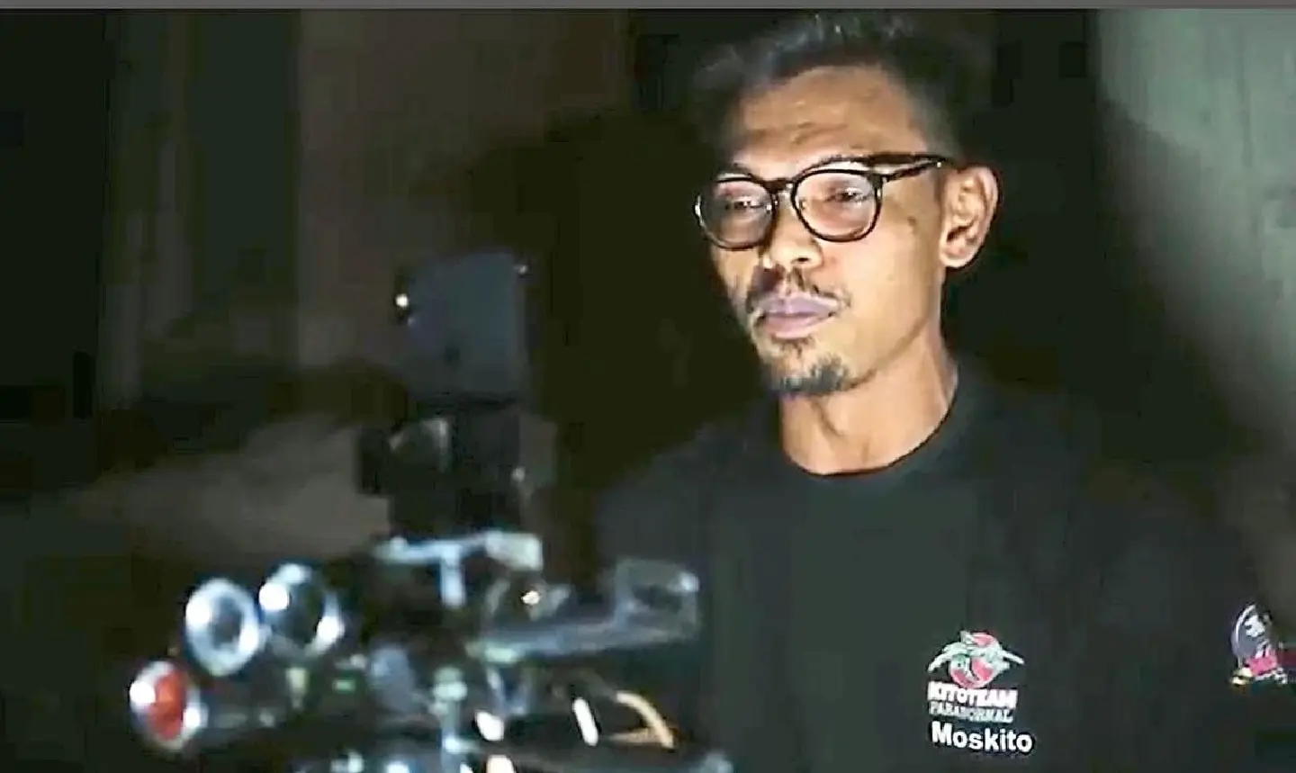 The Malaysian ghost hunter who live streams paranormal activities online The Malaysian ghost hunter who live streams paranormal activities online