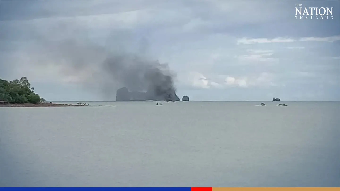 18 passengers injured as boat catches fire off Chumphon 18 passengers injured as boat catches fire off Chumphon
