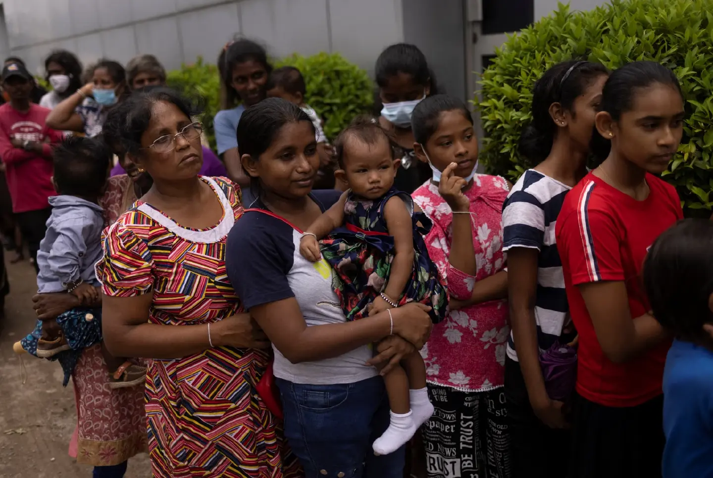 Sri Lanka soup kitchens feed the poor hit by economic crisis