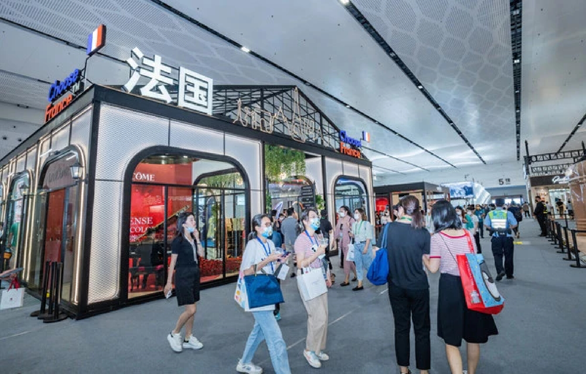 Asia-Pacific's Biggest Consumer Products Expo - Kicks Off in China's Hainan Port
