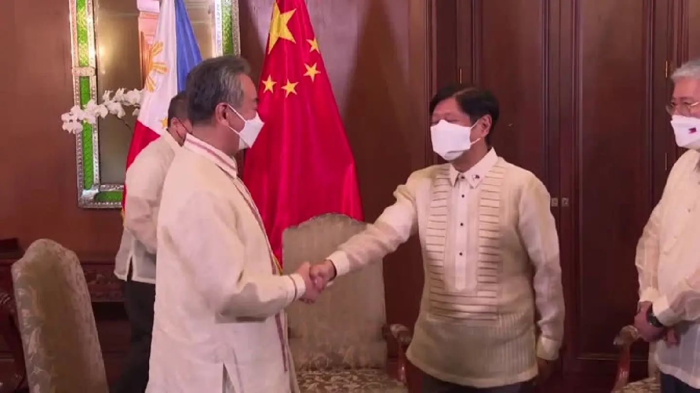 China, Philippines agree to resolve differences through dialogue