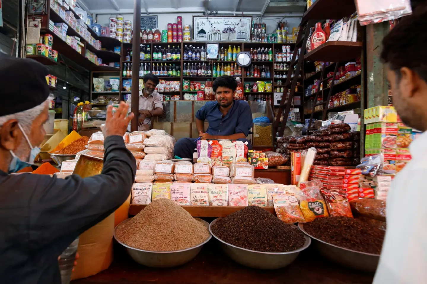 Asian countries take steps to fight soaring inflation