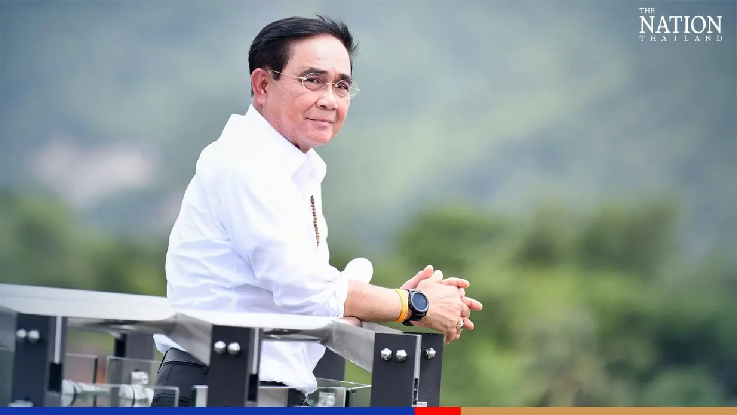 PM oversees river skywalk in Kanchanaburi PM oversees river skywalk in Kanchanaburi