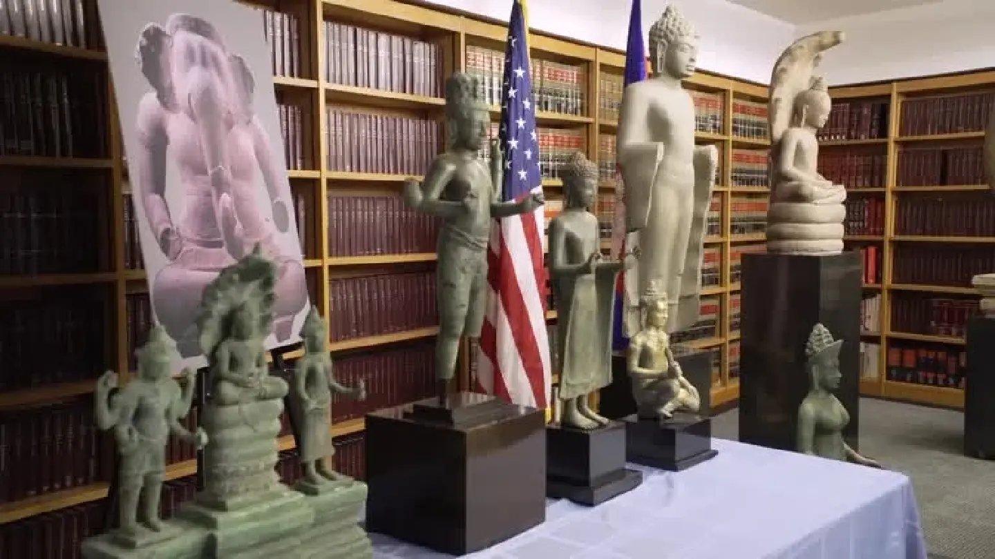 US announces return of 30 looted antiquities to Cambodia