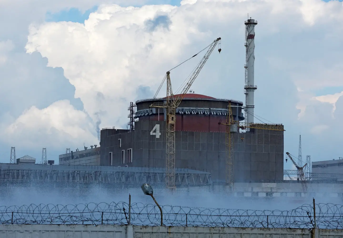 Kremlin says West should pressure Ukraine to stop shelling nuclear station Kremlin says West should pressure Ukraine to stop shelling nuclear station