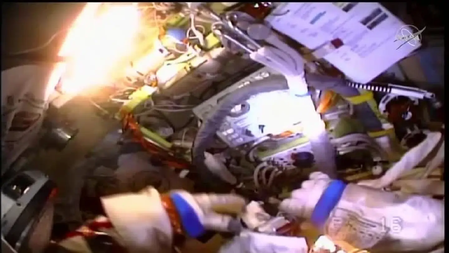 Space suit power issue forces early end to Russian space walk