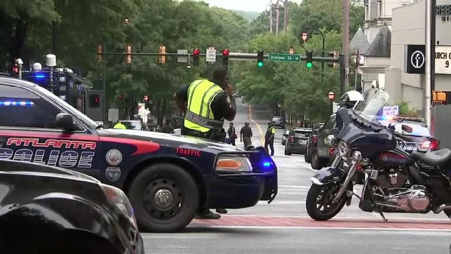 Female suspect arrested at Atlanta airport after city centre shootings