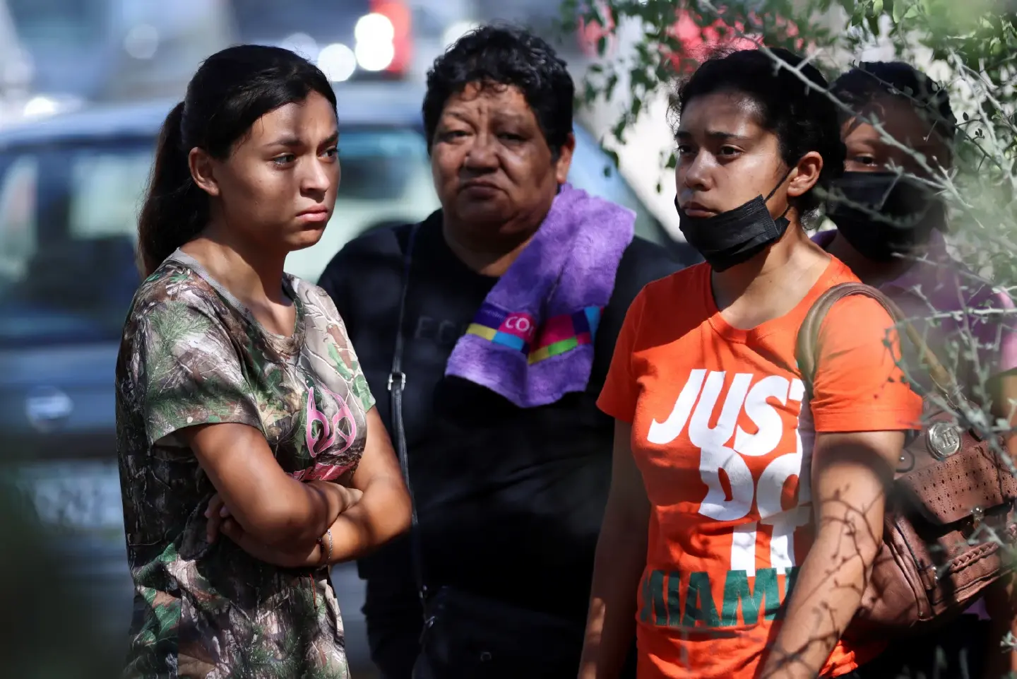 Trapped Mexican miners' relatives say authorities are stalling rescue