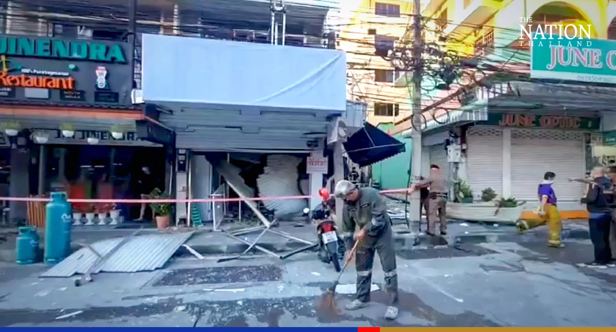 Explosion rips apart Pattaya restaurant, man seriously injured